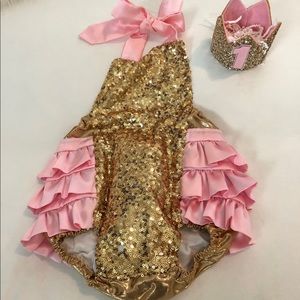 Baby Romper Gold/Pink comes with Glitter Crown
